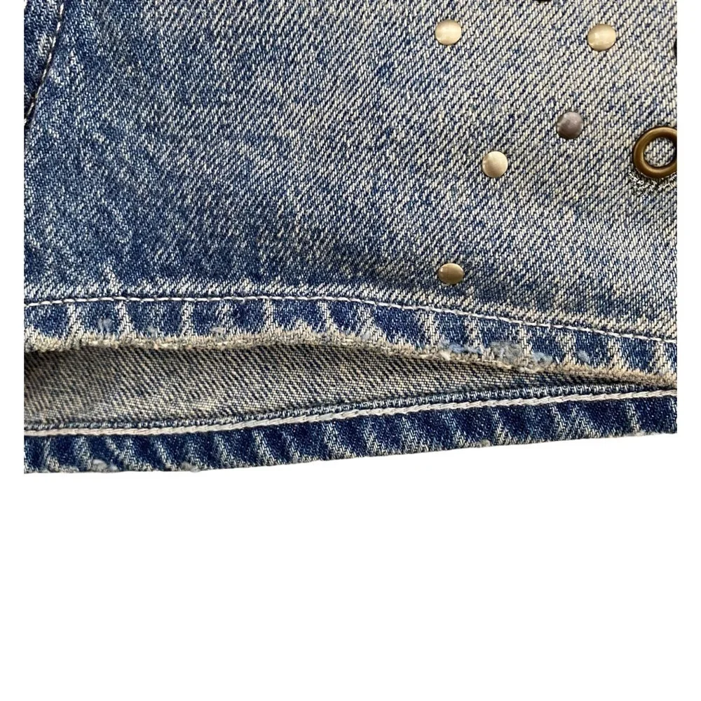 Juicy Couture Blue Denim Distressed Studded Shorts NWT Size 26